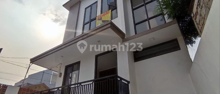 Rumah Minimalis Meruya Selatan Jakarta Barat 1