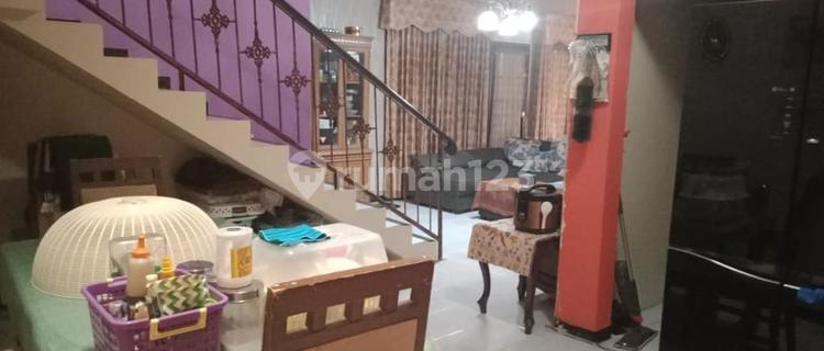 For Rent Strategic House in Johar Baru Central Jakarta 1