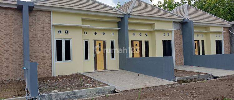 Rumah Bagus Harga Terjangkau Tembalang di Rowosari, Semarang 1