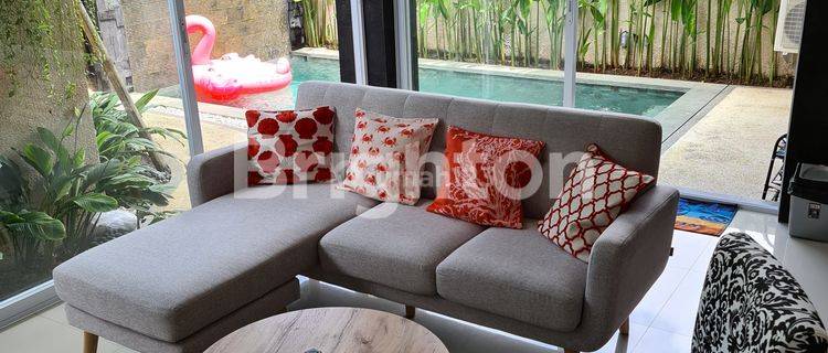 Villa 2 lantai siap huni Full furnished kondisi terawat with Pool dikomplek villa Ubud 1