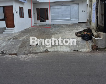BANGUNAN 2 LANTAI COCOK KANTOR, TEMPAT USAHA AREA SUMERTA KELOD PUSAT DENPASAR DEKAT JL HAYAM WURUK, JL COK AGUNG TRESNA 1
