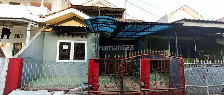 Rumah Bagus 2 Lantai SHM di Limus Pratama Cileungsi 1