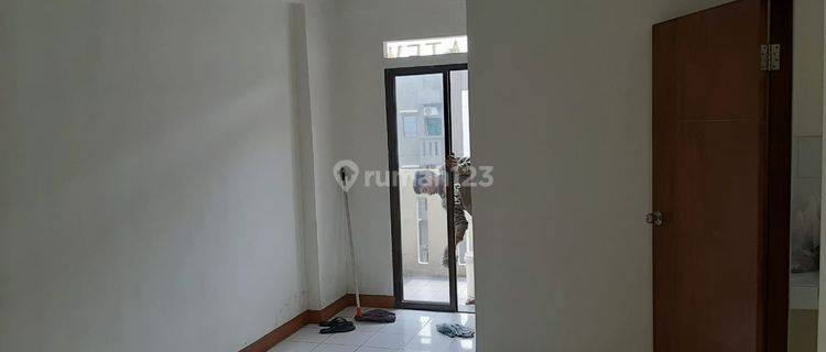 Jual Cepat Apartemen gateway a yani 3BR  1