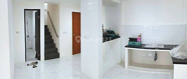 Dijual Rumah Rapih ( 8x13 ) Jelambar Barat - Grogol Pertamburan 1