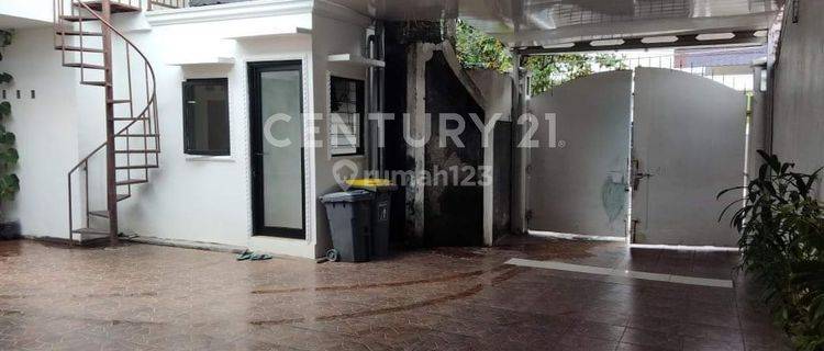 Rumah Strategis  Dan Murah Di Kemang Timur Jakarta Selatan  1