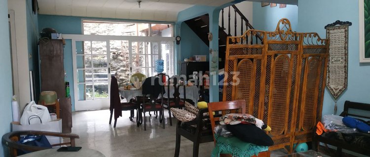 Cigadung, Dago. A 2-Story House Ready to Occupy in Bandung City. 1