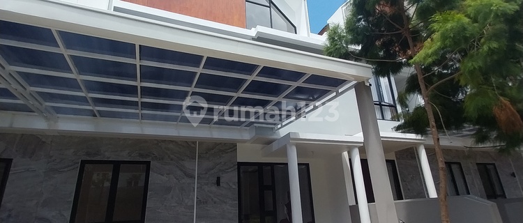 Rumah Baru Belum Pernah Ditempati Furnished di Kedaton Bsb City Semrang 1