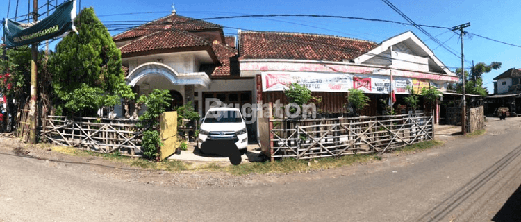 Rumah + Toko di Jl Kyai Sekar Leces Probolinggo 1