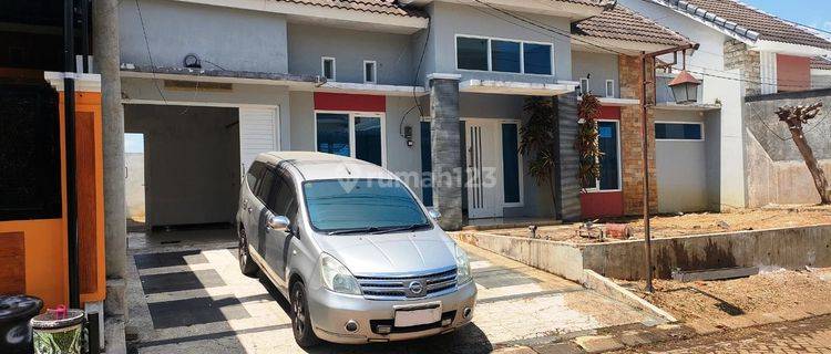 Rumah Minimalis Siap Huni di Villa Bukit Tidar Malang 1