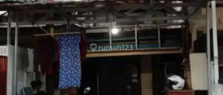 Hitung Tanah Rumah Lama Cocok Untuk Kosan Di Kebayoran Baru. 1