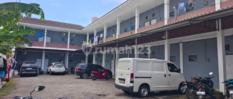 For Sale: Boarding House and 2 Shophouses in Kraksaan, Probolinggo 1
