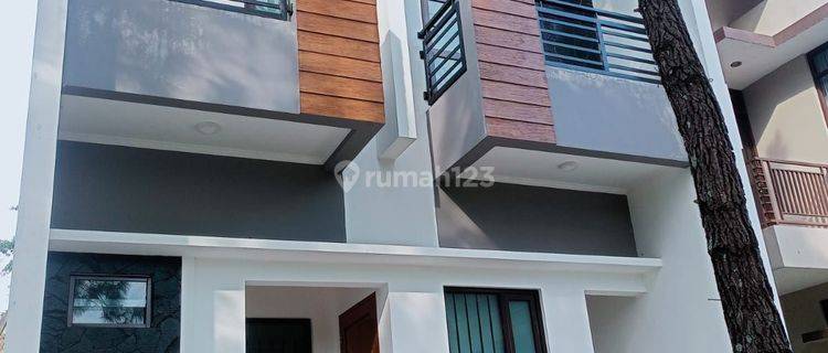 Dijual Kosan Baru Lokasi Strategis Jatinangor 8 Kamar Tidur 1