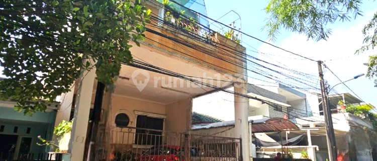 Rumah 2lt 6x21 126m Type 4KT Kelapa Gading Jakarta Utara 1