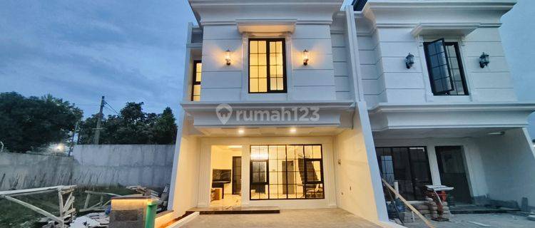Rumah Mewah Premium Strategis Dekat Lrt& Toll Jatibening  1