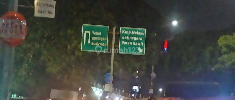 Rumah 2 Lantai Strategis Di Tebet Dekat Toll, Stasiun & Busway 1