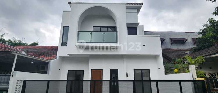 Visit Beautiful New House 2.9 M in BSD Area Kencanaloka Near Cikal School & Rawabuntu Toll Access 1