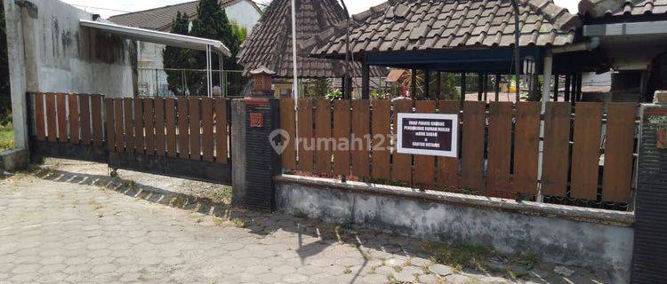 Rumah Dan Ruang Usaha Pinggir Jalan Strategis di Mertoyudan 1