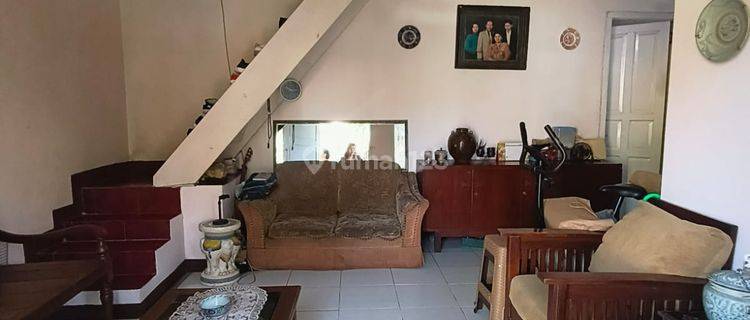 Rumah 2 Lantai Bagus SHM di Sayap Dago, Bandung 1