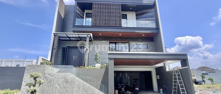 New 3 Lantai Rooftop Mewah CitraLand waterfront dekat Hokky 1