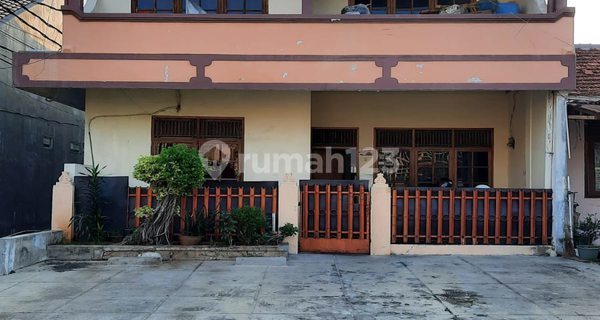 Rumah dalam komplek bisa buat usaha online di Kebun Jeruk. 15541 1