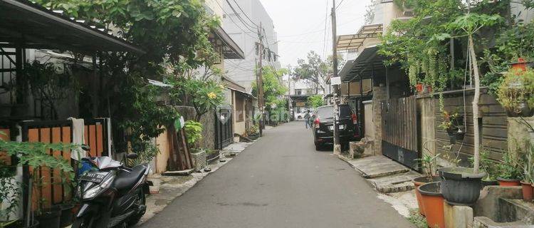 Rumah Bbs Banjir Tenang, Aman, One Gate di Tanjung Duren. NE3858  1