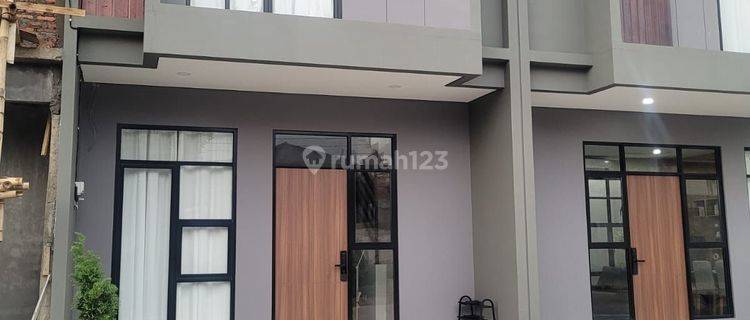 Di Jual Rumah Tumbuh/Modern Tropical 2 Lt & 3 Lt Lengkap Dengan Fasilitas, Nempel Bsd- Tangsel 1