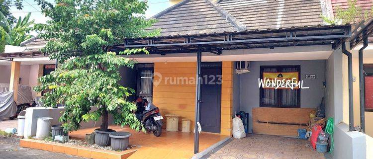 Rumah Bagus Dalamn Perumahan Elite Padma Residence 7 Menit Ke Umy 1