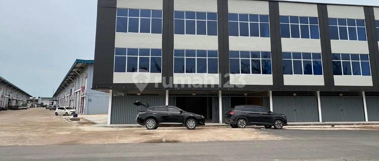 Golden BCI 3.5 Story Shop House 1