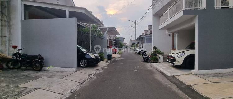 Dijual Rumah Murah Catalina Navona Gading Serpong Tangerang Bagus Siap Huni Sel 1