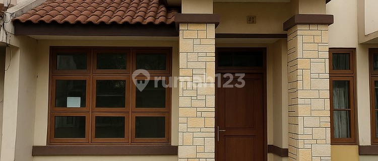 Dijual Rumah 2 Lantai Taman Parahiyangan Lippo Karawaci Barat Tangerang Bagus Siap Huni  1