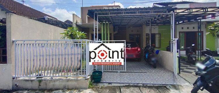 Rumah Furnish Dekat Rs Uns 1