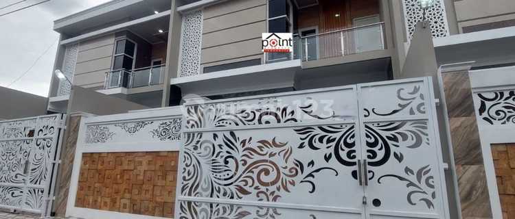 Rumah Mewah Modern Tengah Solo Kota 1
