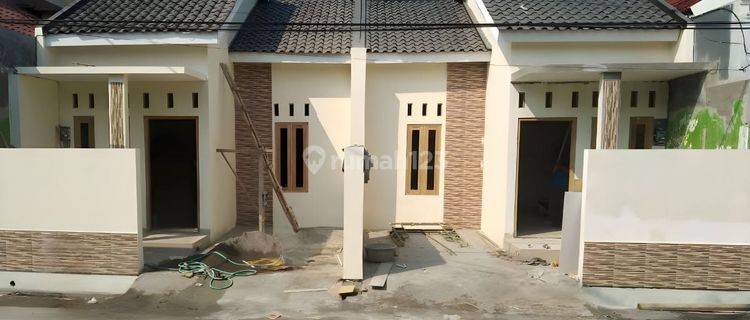 Rumah Baru Murah progres Bangun Tengah Kota Solo  1