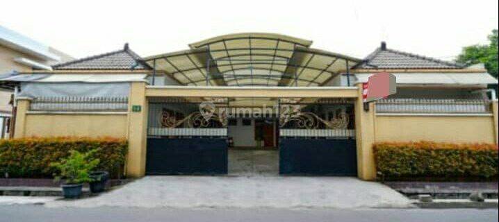 Rumah Kost Exclusif Furnish. Bagus Strategis 1