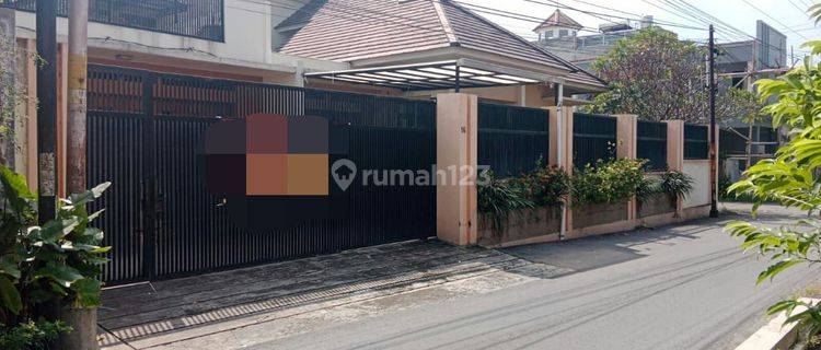 Rumah Mewah Luas Strategis dekat Stadion Manahan Solo 1