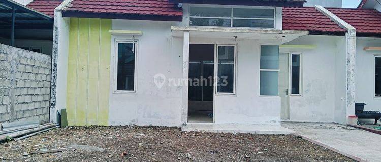 1 Unit Rumah Baru Luas Tanah 107 M² Ready Dekat Hotel Alana 1