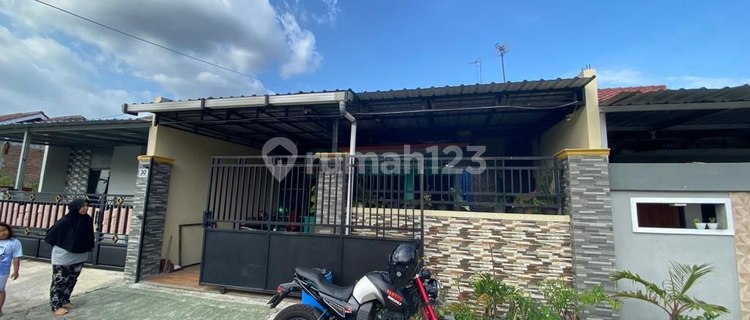 Rumah Cantik Siap Huni Di Perumahan Cluster 6 Menit Ke Taman Jayawijaya Mojosongo 1