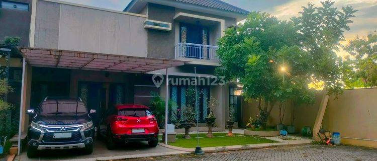 Rumah Mewah Posisi Hook Di Cluster Elite Lingkungan Asri Dan Nyaman Dekat Kampus Uns Solo 1