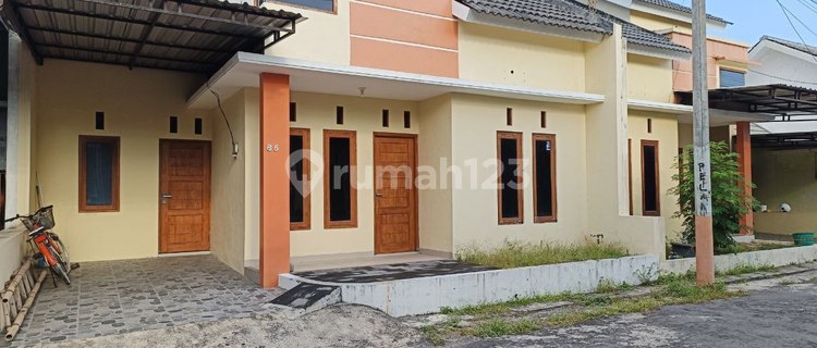 Rumah Murah Cluster Dekat Kampus Ums Solo Surakarta 1