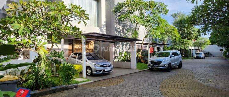 Rumah Modern Tropis Semi furnish di Setu,Cipayung,Jakarta Timur 1