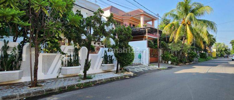 Rumah Mewah dgn kolam renang di Billymoon,Pondok Kelapa,JakTim 1