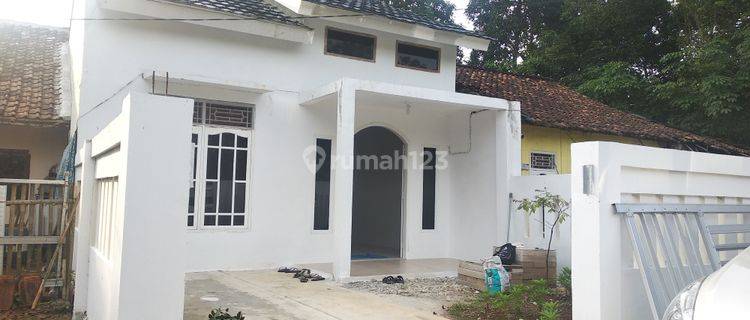 Rumah siap huni, di Sodong-Tiga Raksa, bangun dari kapling.  1