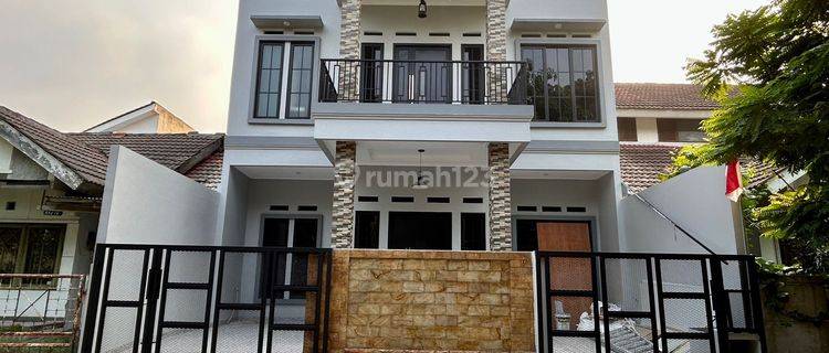 Rumah Tropis Modern Depan Taman 1