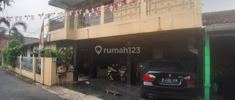 Rumah Besar di Komplek Jl Raya Pasar Minggu 1