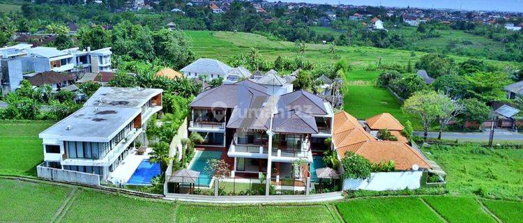 Villa view sawah tumbak bayuh mengwi 1