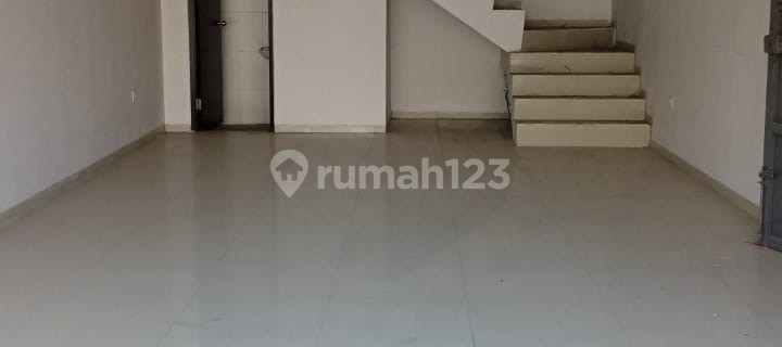 For Rent Lucky Shop House in Arcamanik Area Bandung 1