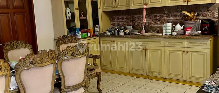 FOR SALE Rumah klasik terawat pondok indah 1