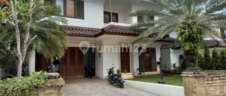 Rumah dalam townhouse pejaten barat hunian expat jaksel 1