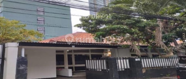 Dijual Rumah Hitung Tanah Lokasi Di Kawasan Mega Kuningan 1