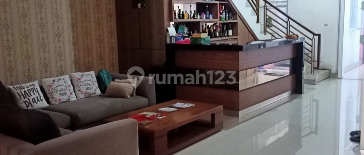 Bagus Rumah 10x20 Jalan Lebar Grand Orchad 1